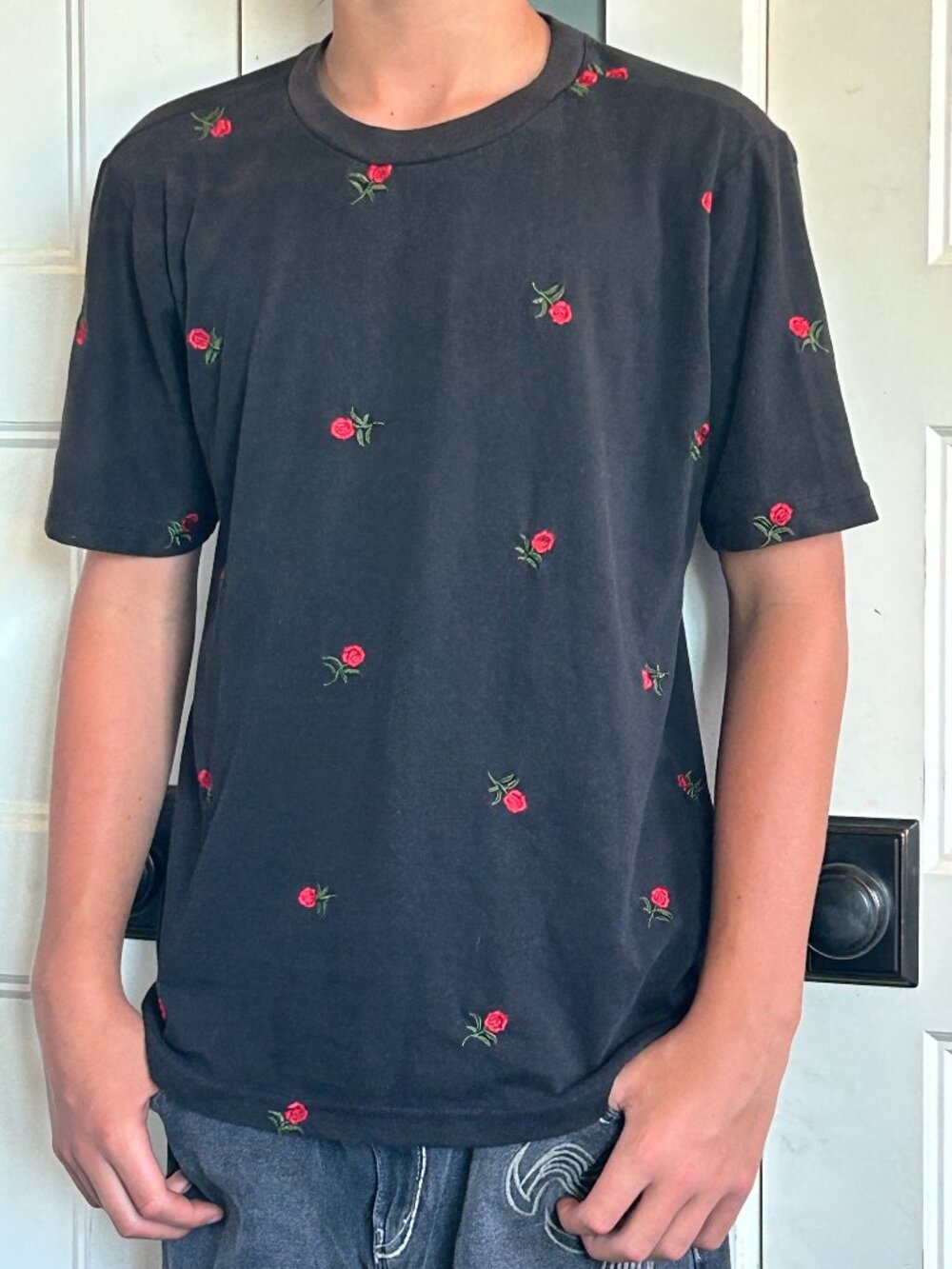 Eighty Eight Black Rose Embroidered Cotton Blend Short Sleeve TShirt Tee Small